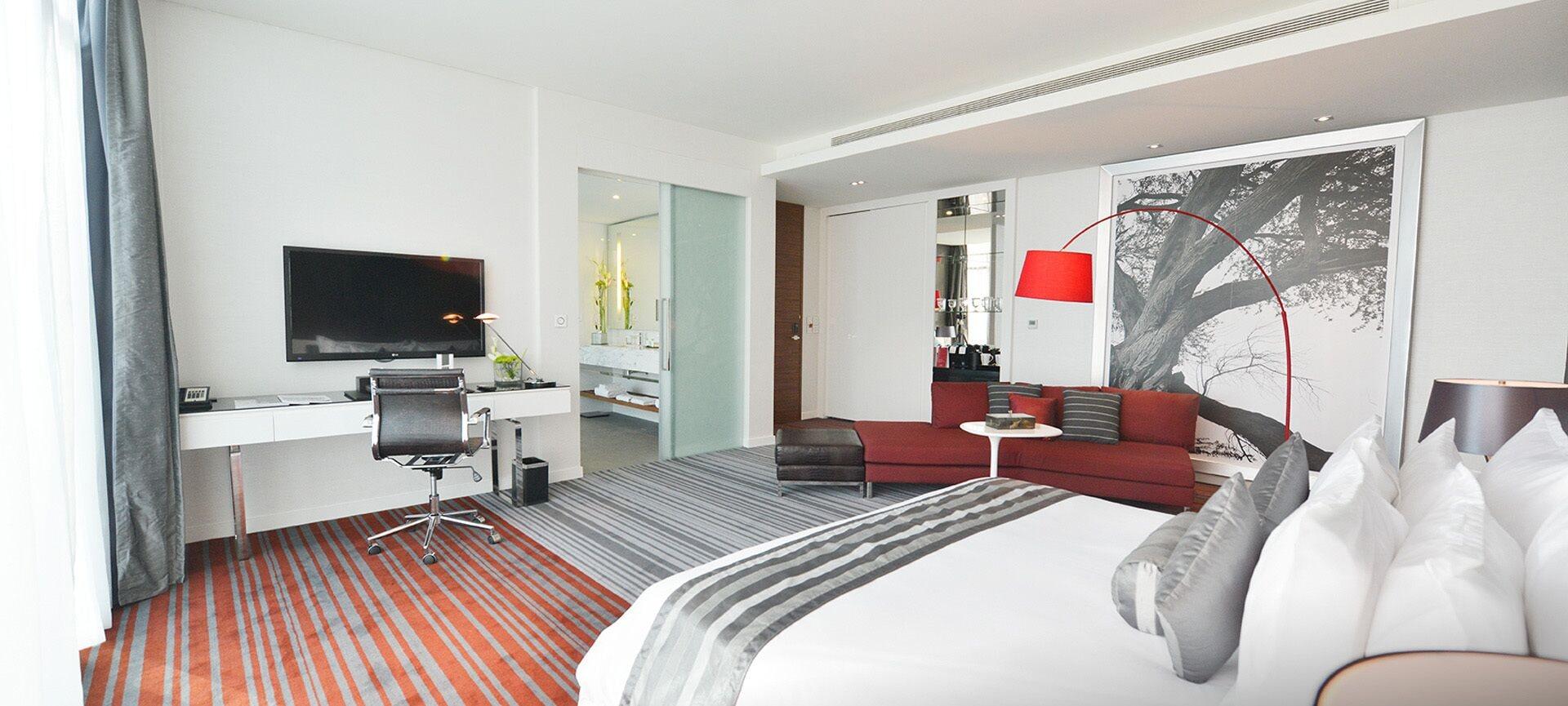 Ramee Grand Hotel And Spa Manama Exteriör bild A suite at the hotel