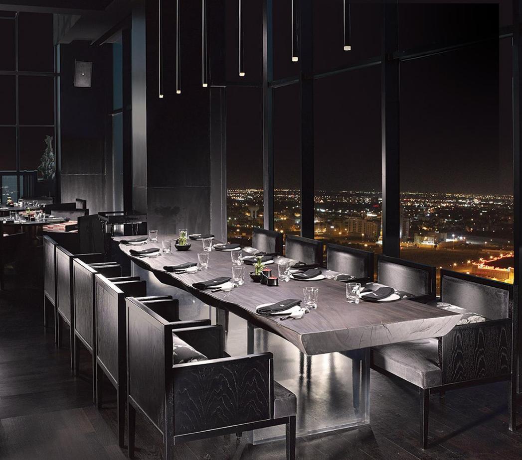 Ramee Grand Hotel And Spa Manama Exteriör bild The interior of the restaurant