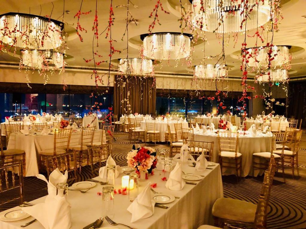 Ramee Grand Hotel And Spa Manama Exteriör bild The Riverbank Suite