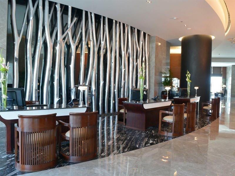 Ramee Grand Hotel And Spa Manama Exteriör bild The lobby of the hotel